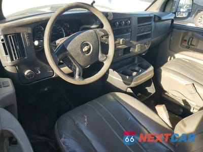 Zdjęcie 8 z 13 samochodu: 2015 CHEVROLET EXPRESS G3500 UTILITY / SERVICE VAN VIN:1GCZGUCG9F1112947 - miniatura