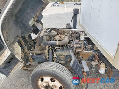 Zdjęcie 12 z 13 samochodu: 2004 ISUZU NPR BOX TRUCK VIN:JALB4B14847002312 - miniatura