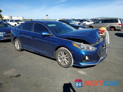 Czwarte zdjęcie samochodu z boku: 2019 HYUNDAI SONATA SE VIN:5NPE24AF9KH751257 - miniatura