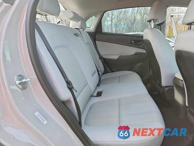 Zdjęcie 11 z 12 samochodu: 2022 HYUNDAI KONA SEL VIN:KM8K6CAB3NU870801 - miniatura
