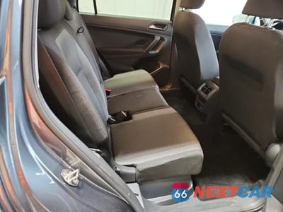 Zdjęcie 11 z 12 samochodu: 2018 VOLKSWAGEN TIGUAN S VIN:3VV0B7AX9JM009696 - miniatura