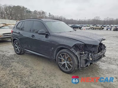 Czwarte zdjęcie samochodu z boku: 2019 BMW X5 XDRIVE50I VIN:5UXJU2C55KLN49947 - miniatura