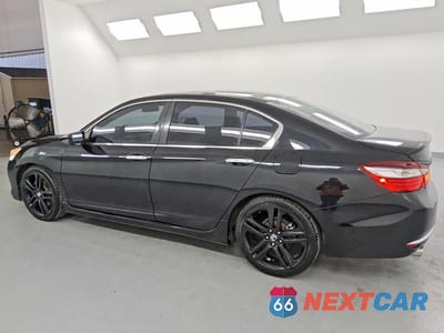 Drugie zdjęcie samochodu z przodu: 2017 HONDA ACCORD SPORT VIN:1HGCR2F52HA126658 - miniatura