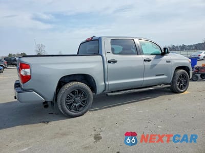 Trzecie zdjęcie samochodu z tyłu: 2021 TOYOTA TUNDRA SR5 VIN:5TFEY5F11MX298101 - miniatura