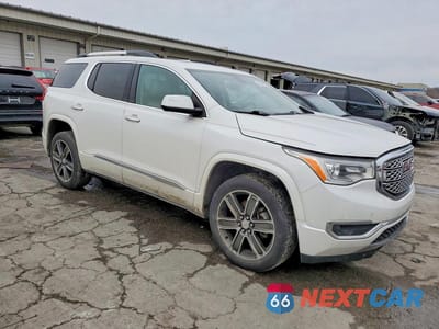 Czwarte zdjęcie samochodu z boku: 2017 GMC ACADIA DENALI VIN:1GKKNXLS6HZ119425 - miniatura