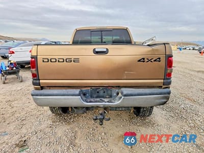 Zdjęcie 6 z 12 samochodu: 2001 DODGE RAM 2500 VIN:3B7KF23711G742528 - miniatura