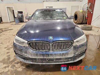 Piąte zdjęcie samochodu w środku: 2017 BMW 540 XI VIN:WBAJE7C33HG889767 - miniatura