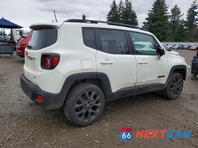 Trzecie zdjęcie samochodu z tyłu: 2023 JEEP RENEGADE LATITUDE VIN:ZACNJDB16PPP56174 - miniatura