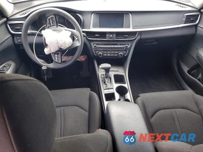 Zdjęcie 8 z 12 samochodu: 2019 KIA OPTIMA LX VIN:5XXGT4L32KG351562 - miniatura