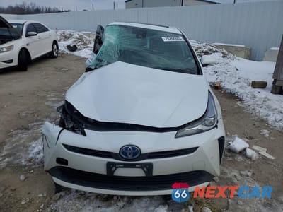 Piąte zdjęcie samochodu w środku: 2021 TOYOTA PRIUS LIMITED VIN:JTDKAMFU7M3135309 - miniatura