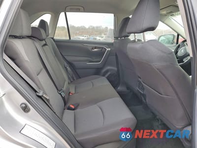 Zdjęcie 11 z 13 samochodu: 2025 TOYOTA RAV4 HYBRID AWD 4D SUV XLE VIN:4T3RWRFV4SU175413 - miniatura