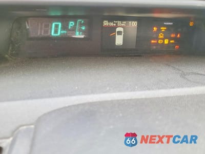 Zdjęcie 9 z 12 samochodu: 2012 TOYOTA PRIUS C THREE VIN:JTDKDTB36D1044770 - miniatura