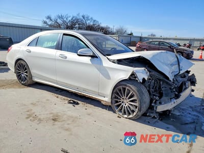Czwarte zdjęcie samochodu z boku: 2016 MERCEDES-BENZ S 550 VIN:WDDUG8CB1GA230326 - miniatura