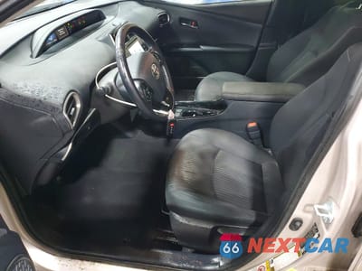 Zdjęcie 7 z 14 samochodu: 2021 TOYOTA PRIUS PRIME LE VIN:JTDKAMFPXM3178987 - miniatura