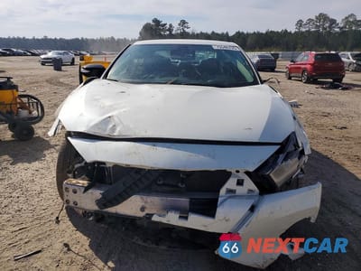 Piąte zdjęcie samochodu w środku: 2022 NISSAN MAXIMA VIN:1N4AA6CV9NC508328 - miniatura