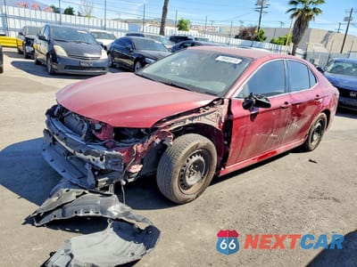 2021 TOYOTA CAMRY HYBRID LE 4T1C31AK3MU022434 - główne zdjęcie licytacji z USA - miniatura