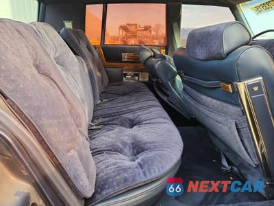 Zdjęcie 10 z 13 samochodu: 1984 CADILLAC DEVILLE VIN:1G6AM6986E9043381 - miniatura