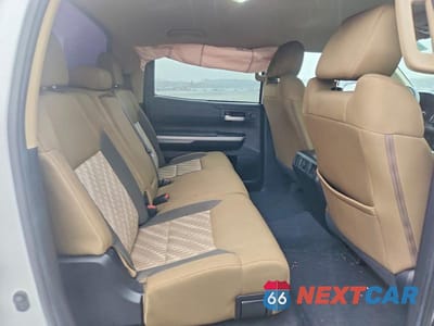 Zdjęcie 10 z 12 samochodu: 2020 TOYOTA TUNDRA SR5 VIN:5TFDY5F17LX899443 - miniatura