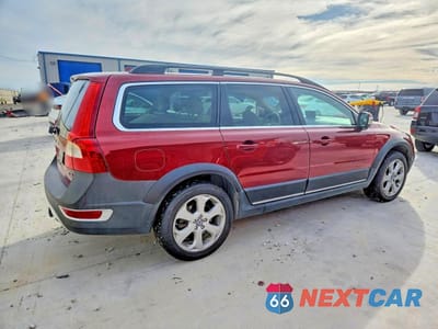 Trzecie zdjęcie samochodu z tyłu: 2011 VOLVO XC70 T6 VIN:YV4902BZ9B1096915 - miniatura