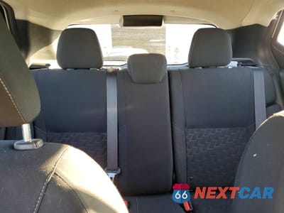 Zdjęcie 10 z 12 samochodu: 2022 NISSAN KICKS SV VIN:3N1CP5CV7NL526104 - miniatura