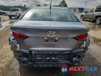 Zdjęcie 6 z 13 samochodu: 2019 HYUNDAI ACCENT SE VIN:3KPC24A35KE083717 - miniatura