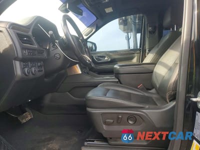 Zdjęcie 7 z 13 samochodu: 2022 CHEVROLET SUBURBAN K1500 LT VIN:1GNSKCKD3NR113505 - miniatura