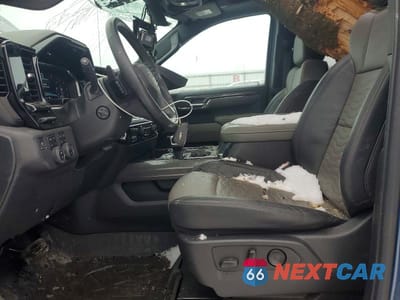 Zdjęcie 7 z 11 samochodu: 2024 CHEVROLET SILVERADO K1500 ZR2 VIN:3GCUDHE89RG223357 - miniatura