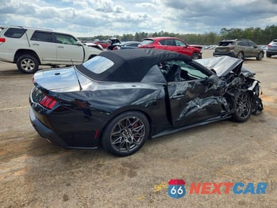 Trzecie zdjęcie samochodu z tyłu: 2025 FORD MUSTANG GT VIN:1FAGP8FF4S5108167 - miniatura