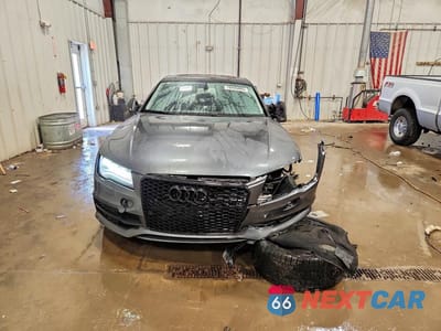 Piąte zdjęcie samochodu w środku: 2014 AUDI A7 PRESTIGE VIN:WAU2GAFCXEN104434 - miniatura