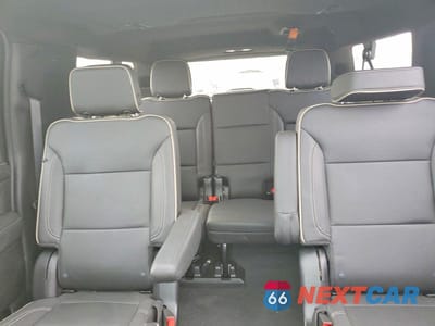 Zdjęcie 10 z 13 samochodu: 2023 CHEVROLET SUBURBAN K1500 PREMIER VIN:1GNSKFKD5PR429315 - miniatura