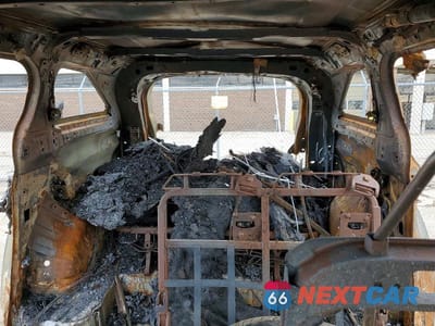 Zdjęcie 10 z 12 samochodu: 2022 TOYOTA SIENNA LE VIN:5TDKSKFC4NS071156 - miniatura