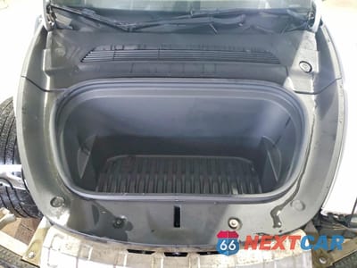 Zdjęcie 12 z 15 samochodu: 2021 TESLA MODEL Y VIN:5YJYGAEE8MF301812 - miniatura