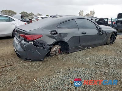 Trzecie zdjęcie samochodu z tyłu: 2025 BMW M4 COMPETITION VIN:WBS33HK01SCU60066 - miniatura