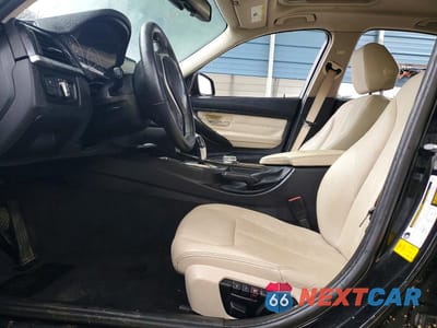 Zdjęcie 7 z 12 samochodu: 2015 BMW 328 I VIN:WBA3A5G53FNS86394 - miniatura
