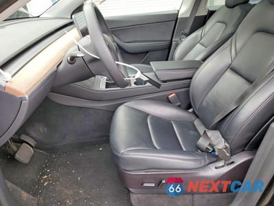 Zdjęcie 7 z 11 samochodu: 2022 TESLA MODEL Y VIN:7SAYGDEE7NF421123 - miniatura