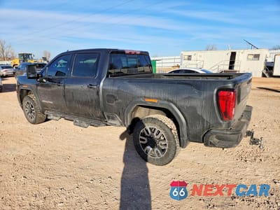 Drugie zdjęcie samochodu z przodu: 2020 GMC SIERRA K2500 AT4 VIN:1GT49PEY2LF150496 - miniatura