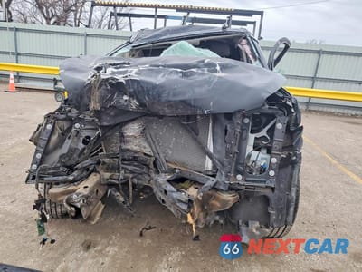 Piąte zdjęcie samochodu w środku: 2017 GMC YUKON SLT VIN:1GKS1BKC3HR167473 - miniatura