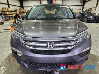 Piąte zdjęcie samochodu w środku: 2018 HONDA PILOT EXL VIN:5FNYF6H55JB043501 - miniatura