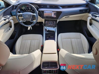 Zdjęcie 8 z 13 samochodu: 2024 AUDI Q8 E-TRON PREMIUM PLUS VIN:WA15AAGE9RB025761 - miniatura