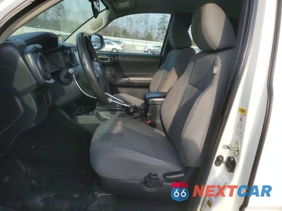 Zdjęcie 7 z 11 samochodu: 2017 TOYOTA TACOMA SR VIN:5TFRX5GN8HX087683 - miniatura