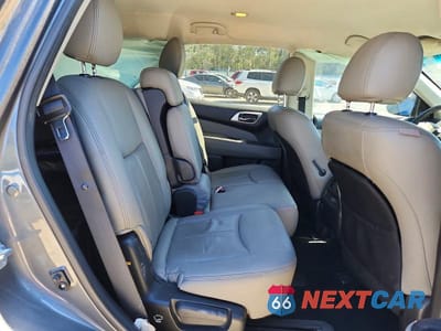 Zdjęcie 11 z 13 samochodu: 2017 NISSAN PATHFINDER SV VIN:5N1DR2MN7HC647879 - miniatura