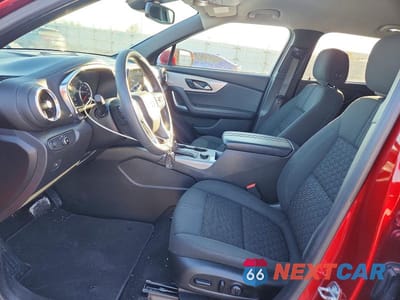 Zdjęcie 7 z 13 samochodu: 2021 CHEVROLET BLAZER 2LT VIN:3GNKBCRSXMS550305 - miniatura