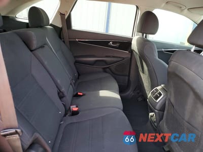 Zdjęcie 11 z 14 samochodu: 2019 KIA SORENTO S V6 VIN:5XYPG4A54KG594150 - miniatura