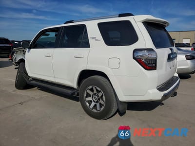 Drugie zdjęcie samochodu z przodu: 2018 TOYOTA 4RUNNER VIN:JTEBU5JR7J5598708 - miniatura