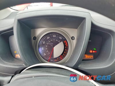 Zdjęcie 9 z 12 samochodu: 2009 SCION XD BASE VIN:JTKKU10489J047539 - miniatura