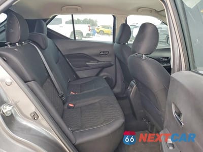 Zdjęcie 11 z 14 samochodu: 2022 NISSAN KICKS SV VIN:3N1CP5CV6NL499459 - miniatura
