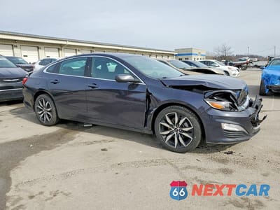 Czwarte zdjęcie samochodu z boku: 2023 CHEVROLET MALIBU RS VIN:1G1ZG5ST1PF146365 - miniatura
