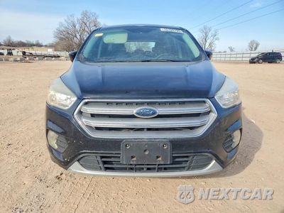 Piąte zdjęcie samochodu w środku: 2017 FORD ESCAPE SE VIN:1FMCU0GD9HUE39370 - miniatura
