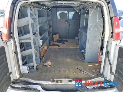 Zdjęcie 10 z 12 samochodu: 2020 CHEVROLET EXPRESS 2500 CARGO UTILITY / SERVICE VAN VIN:1GCWGAFG0L1116250 - miniatura