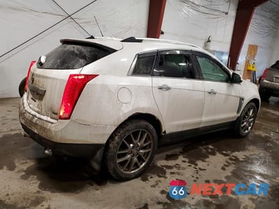 Trzecie zdjęcie samochodu z tyłu: 2015 CADILLAC SRX PREMIUM COLLECTION VIN:3GYFNGE32FS548634 - miniatura